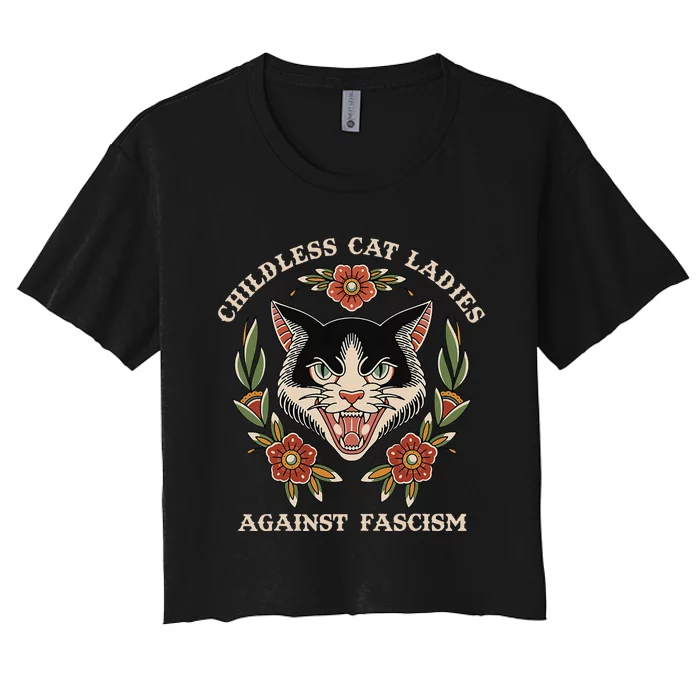 This Childless Cat Lady Ladies Is Voting Kamala Gift Women's Crop Top Tee