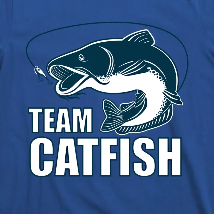 Team Catfish Fishing Design Catfish Farmer Gift Idea Cool Gift T-Shirt