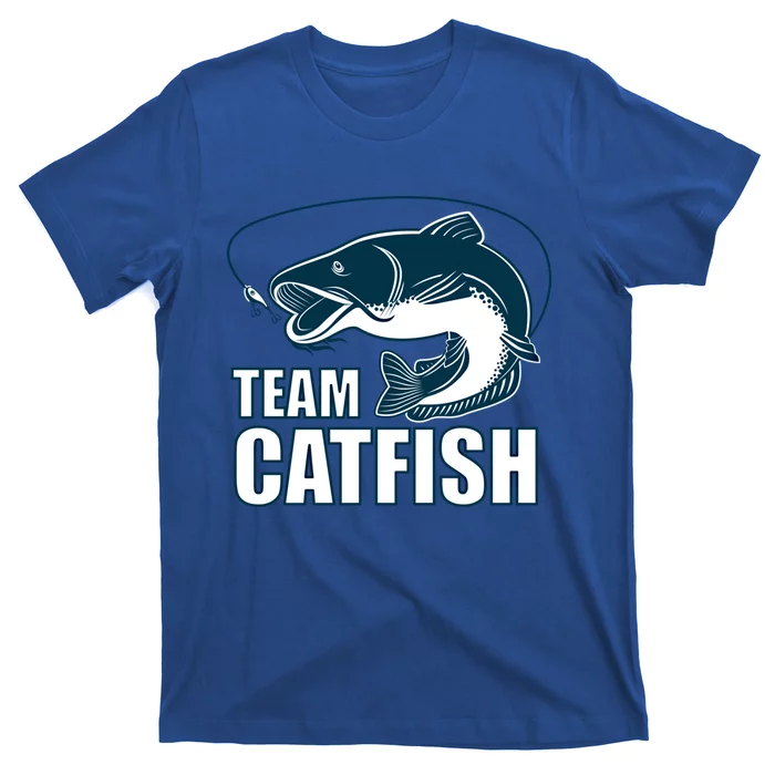 Team Catfish Fishing Design Catfish Farmer Gift Idea Cool Gift T-Shirt