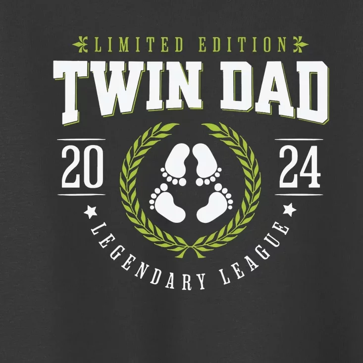 Twin Dad Est 2024 Twin Dad To Be Gifts New Daddy Viii Toddler T-Shirt