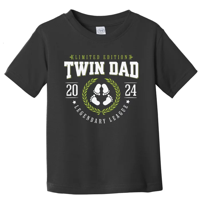 Twin Dad Est 2024 Twin Dad To Be Gifts New Daddy Viii Toddler T-Shirt