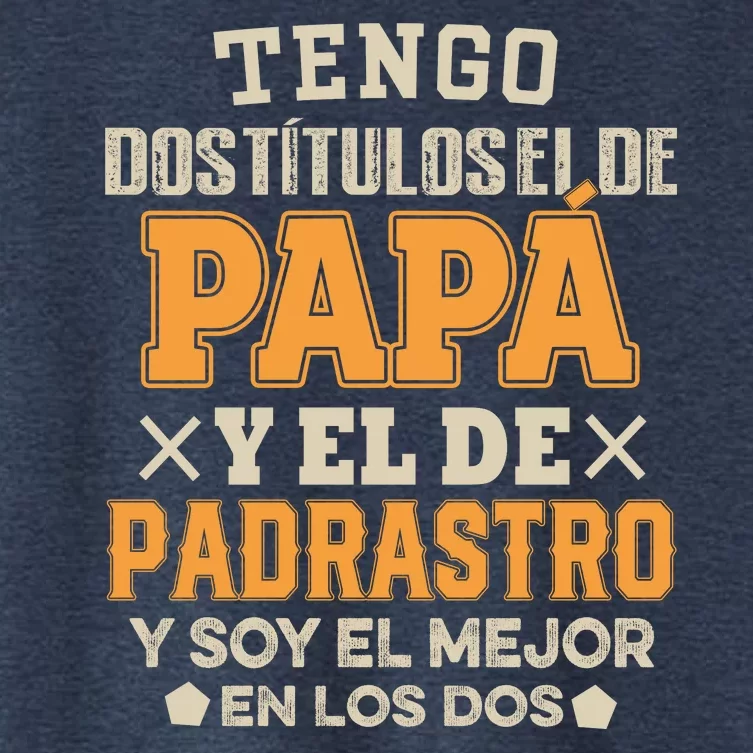 Tengo Dos TíTulos El De Papa Women's Crop Top Tee