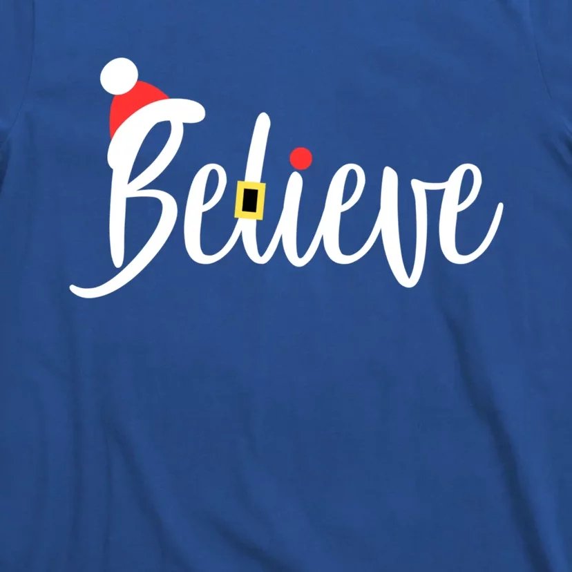 This Family Believes In The Magic Of Christmas Gift T-Shirt