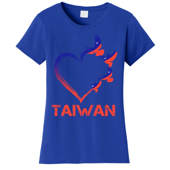 Taiwan Flag Heart Vintage Taiwanese Lovers Taiwan Cute Gift Women's T-Shirt