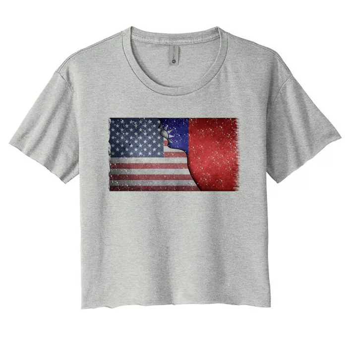 Taiwan Flag Usa Taiwanese Roots Half American Pride Taiwan Great Gift Women's Crop Top Tee