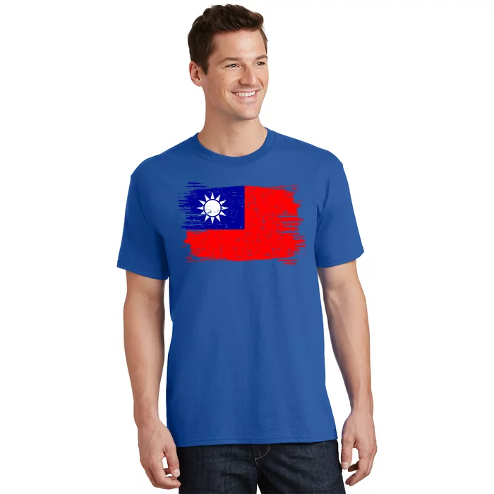 Taiwan Flag Vintage Distressed Taiwanese Gift T-Shirt