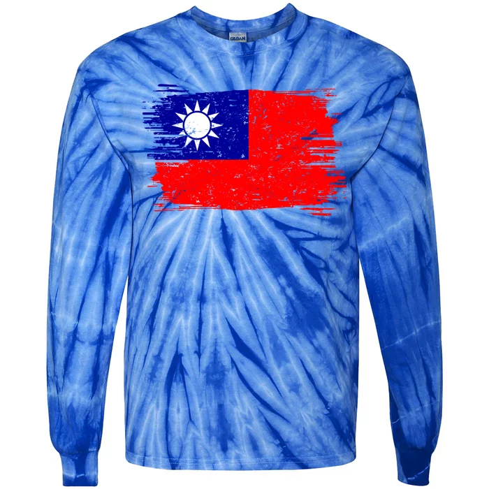 Taiwan Flag Vintage Distressed Taiwanese Gift Tie-Dye Long Sleeve Shirt