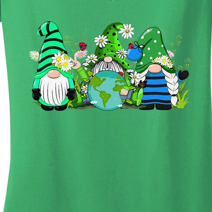 Three Gnomes Daisy Flower Earth Day Funny Gnome Lover Women's V-Neck T-Shirt