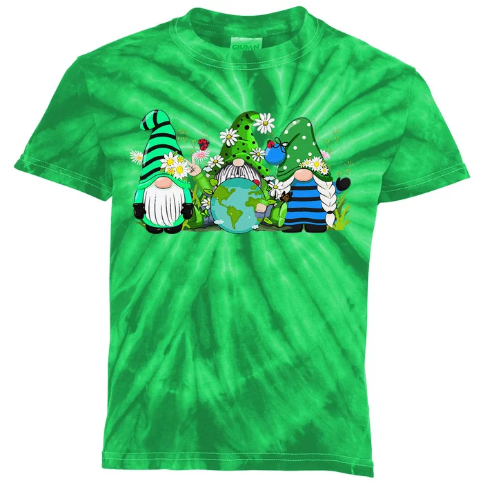 Three Gnomes Daisy Flower Earth Day Funny Gnome Lover Kids Tie-Dye T-Shirt