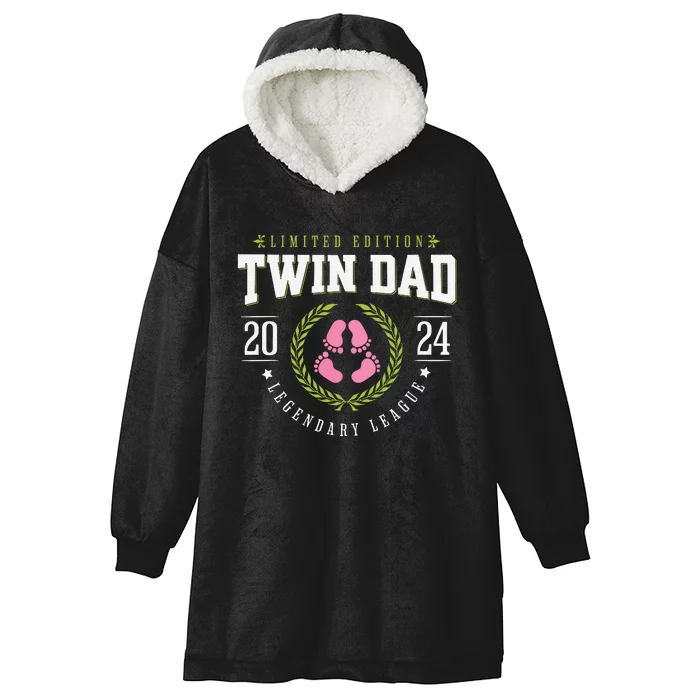 Twin Girl Dad Est 2024 Twin Dad To Be New Daddy Hooded Wearable Blanket