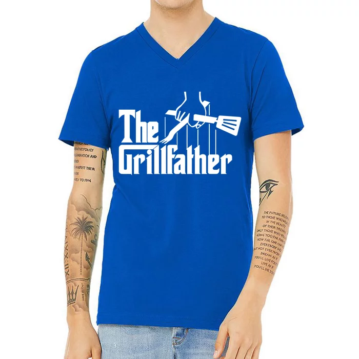 The Grillfather Funny Fathers Day Gift Grandfather Gift V-Neck T-Shirt