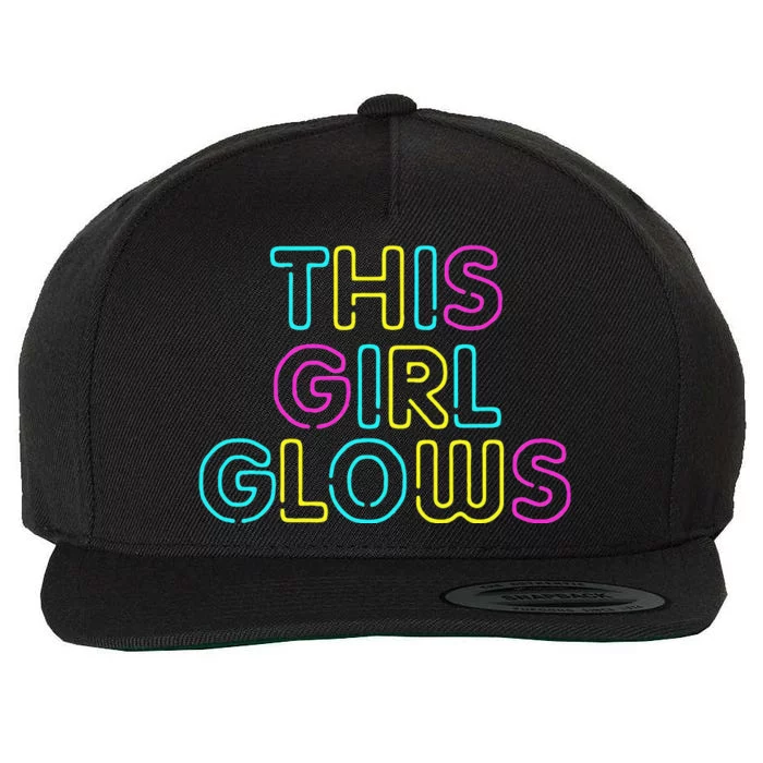 This Girl Glows Rave Party Glow Girl Retro 80s Party Wool Snapback Cap