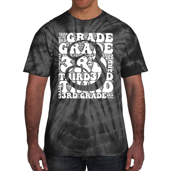 Typography Groovy Third Grade Teacher Back To School Tie-Dye T-Shirt