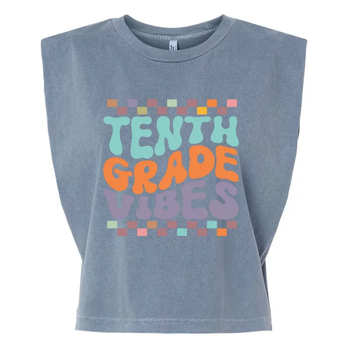 Tenth Grade Vibes Retro Groovy 10th Grade Back To School Garment-Dyed Women's Muscle Tee