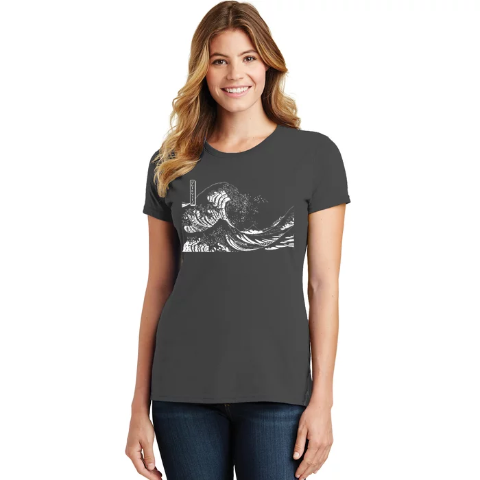 The Great Wave Classic Japanese Art Women's T-Shirt