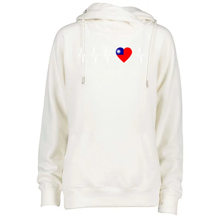 Taiwanese Heartbeat I Love Taiwan Flag Heart Gift Womens Funnel Neck Pullover Hood