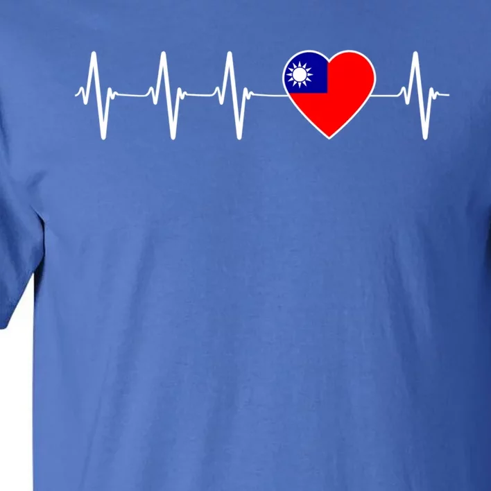 Taiwanese Heartbeat I Love Taiwan Flag Heart Gift Tall T-Shirt