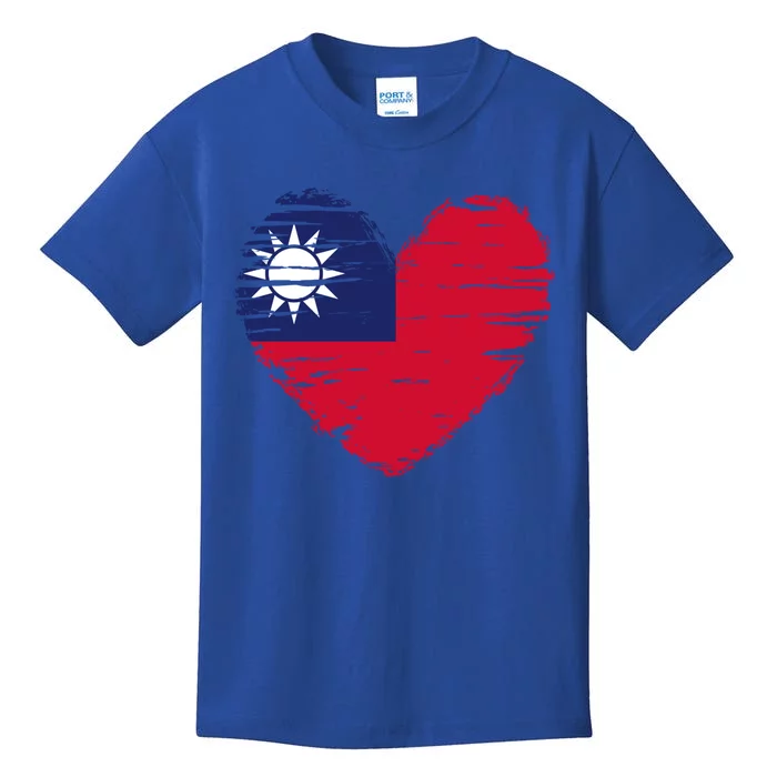 Taiwan Heart Taiwanese Flag Taiwanese Pride Funny Gift Kids T-Shirt