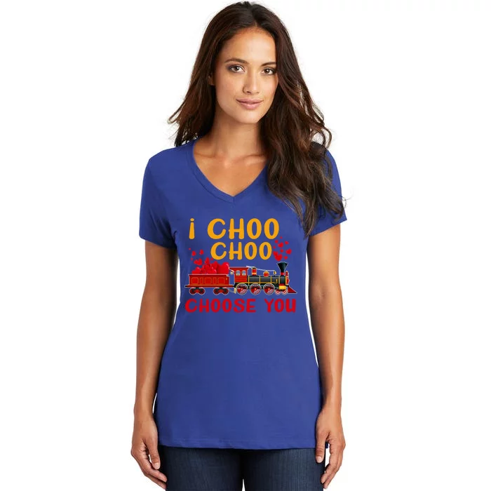 Train I Choo Choo Choose You Valentines Day Funny Gift Cool Gift Women's V-Neck T-Shirt