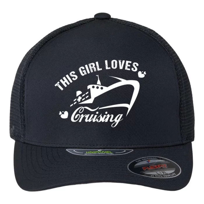 This Loves Cruising For Cruise Ship Trip Vacation Lover Gift Flexfit Unipanel Trucker Cap