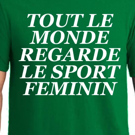 Tout Le Monde Regarde Le Sport Feminin Pajama Set