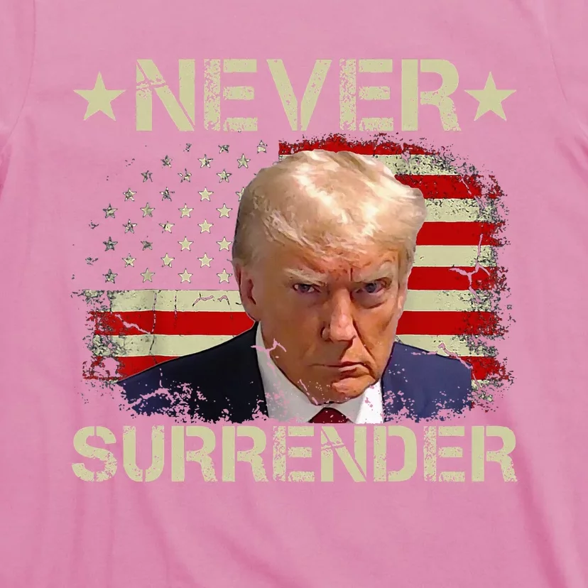 Trump Mug Shot Never Surrender Pro Trump American Flag T-Shirt