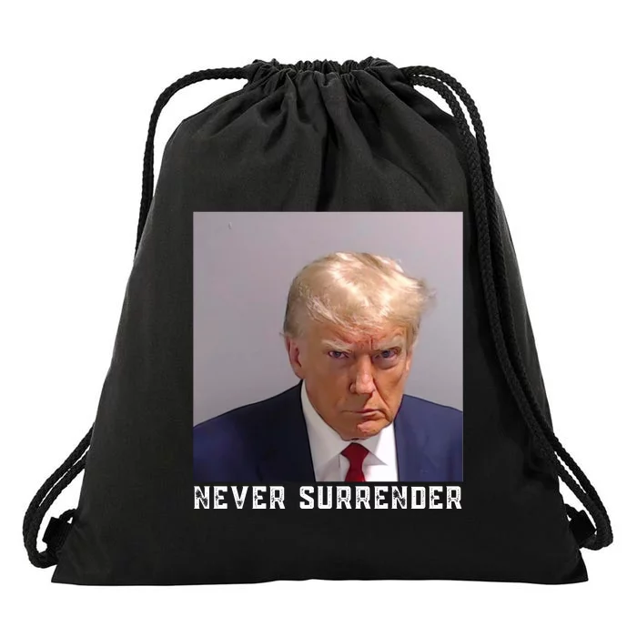 Trump never surrender 2024 Mugshot Drawstring Bag