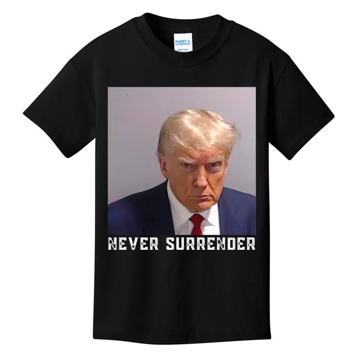 Trump never surrender 2024 Mugshot Kids T-Shirt