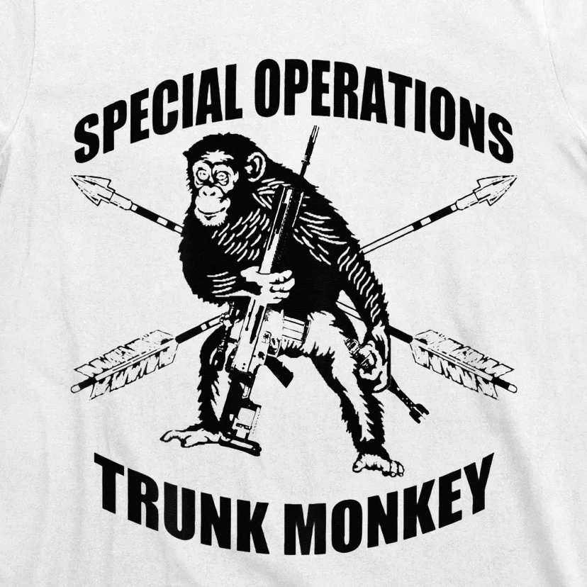 Trunk monkey T-Shirt