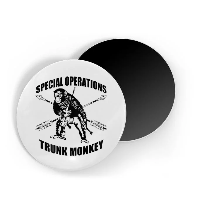 Trunk monkey Magnet