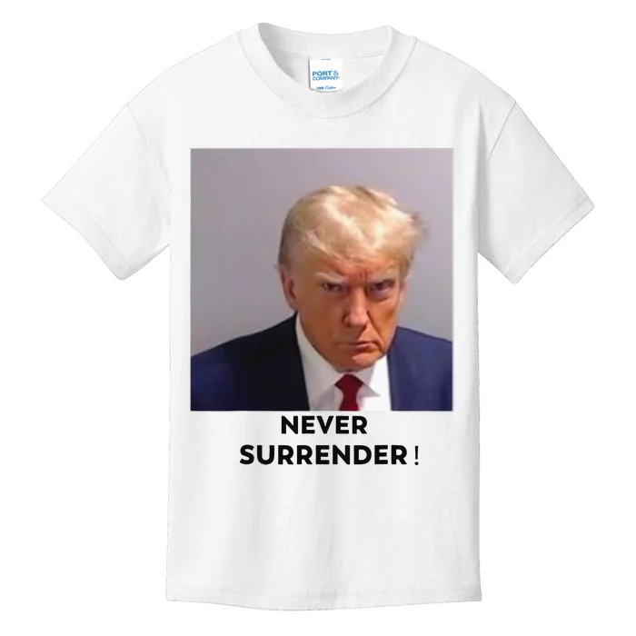 Trump Never Surrender Mug Shot Kids T-Shirt