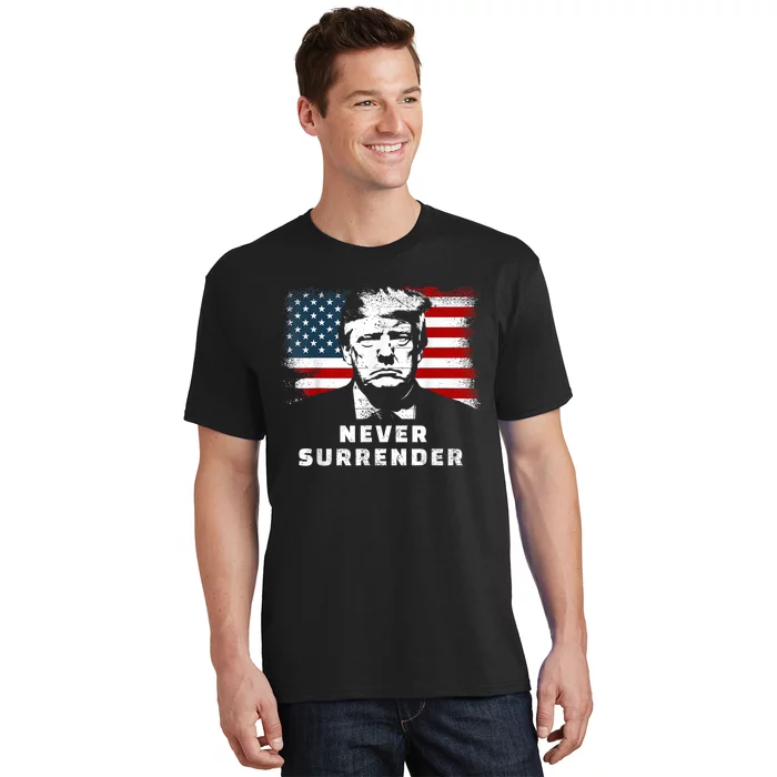 Trump Never Surrender Trump Mug Shot T-Shirt