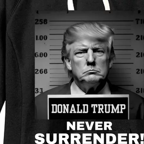 Trump Never Surrender 2024 Mugshot Women's Fleece Hoodie