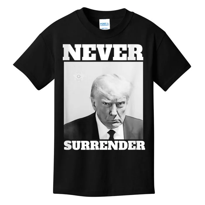 Trump Never Surrender Donald Trump Mugshot 2024 Kids T-Shirt