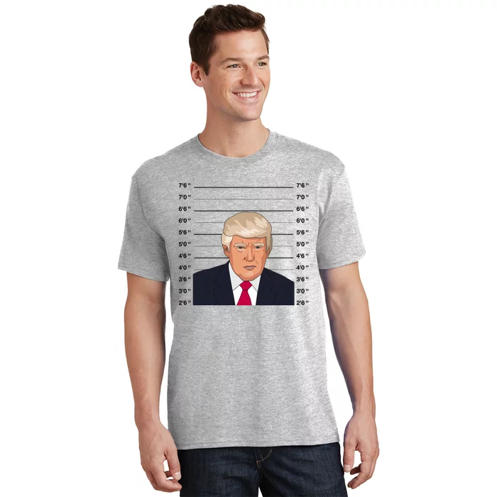 Trump Never Surrender Donald Trump Mugshot 2024 T-Shirt