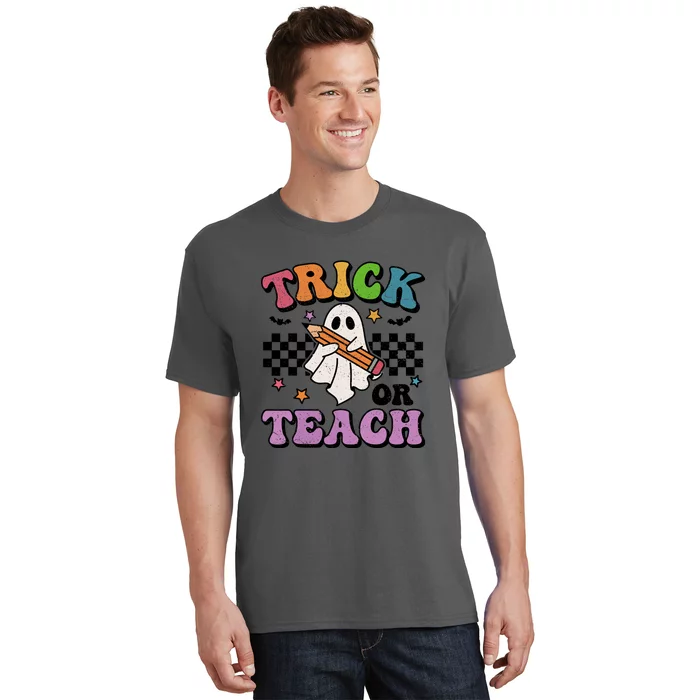 Trick Or Teach Retro Groovy Halloween Floral Ghost Teacher Gift T-Shirt