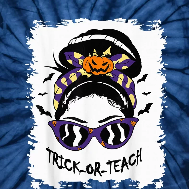 Trick or Teach Cute Halloween Teacher Messy Bun Retro Shades Tie-Dye T-Shirt