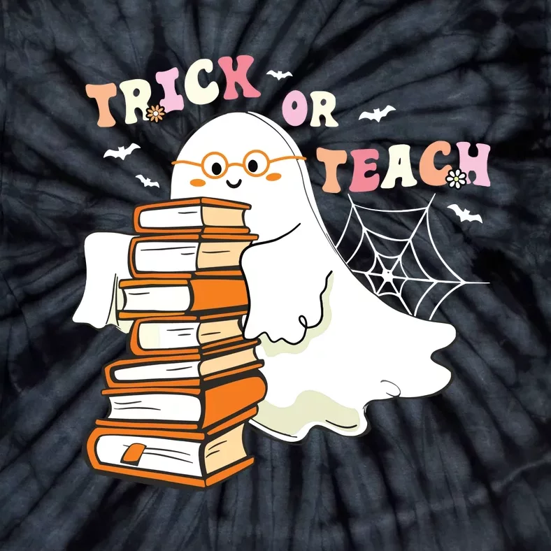 Trick Or Teach Floral Groovy Halloween Teacher Retro Ghost Tie-Dye T-Shirt