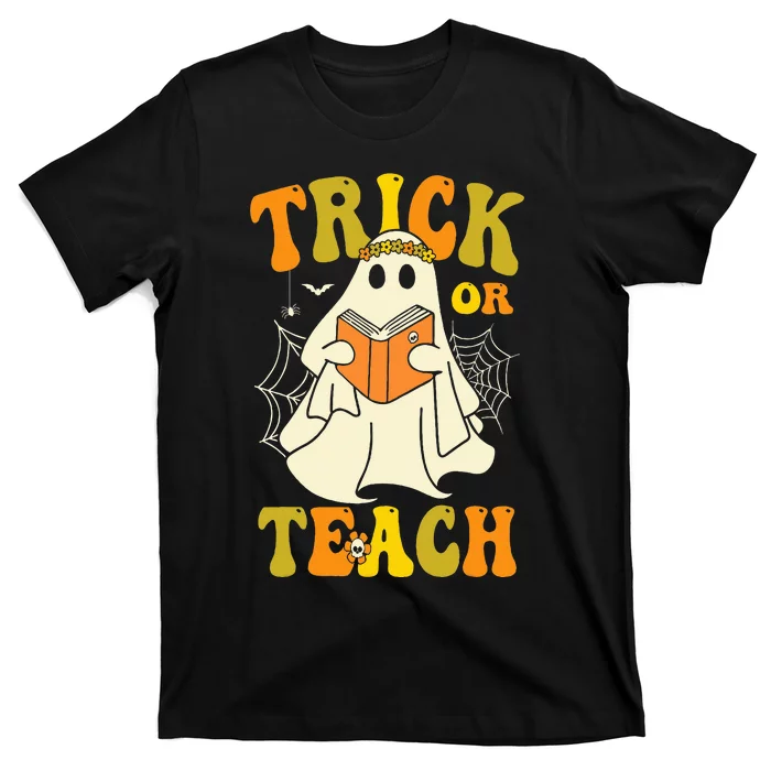 Trick Or Teach Groovy Halloween Retro Floral Ghost Teacher T-Shirt