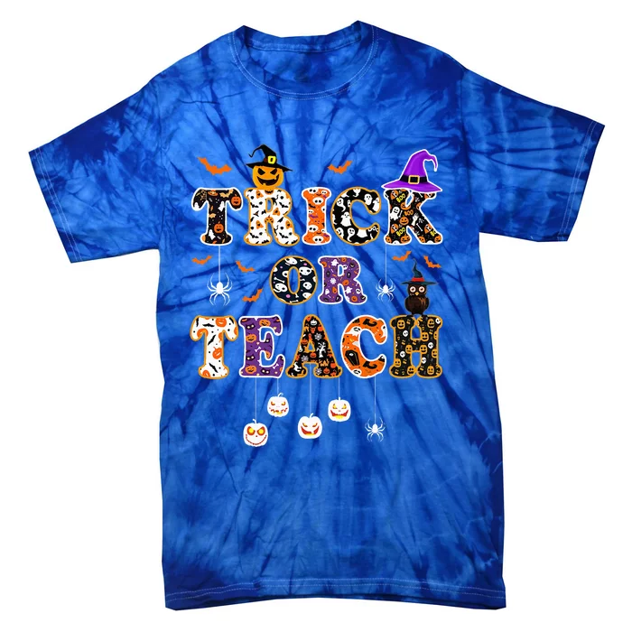 Trick Or Teach Retro Halloween Teacher Costume Tie-Dye T-Shirt