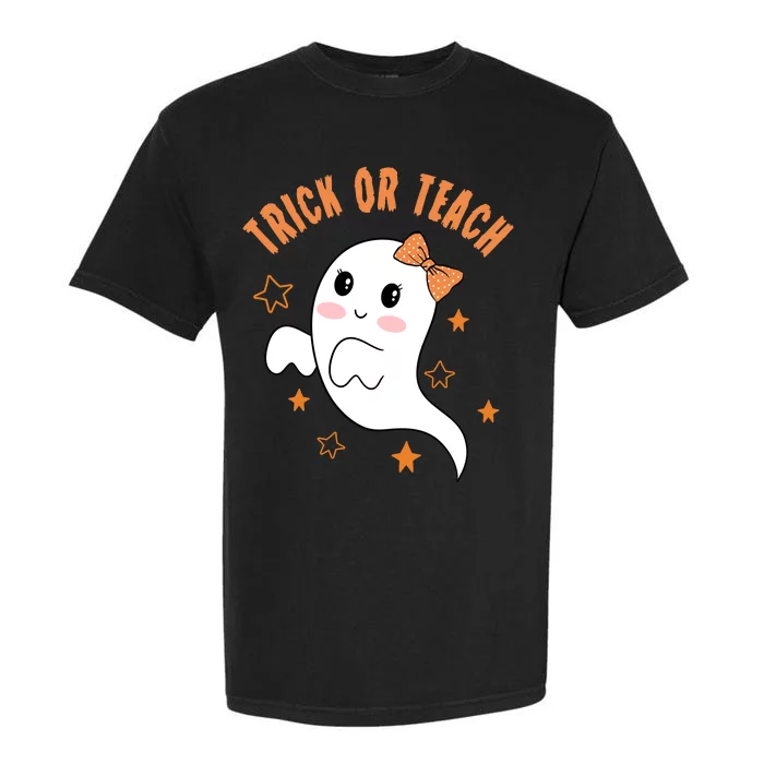 Trick Or Teach Cute Halloween Teacher Garment-Dyed Heavyweight T-Shirt