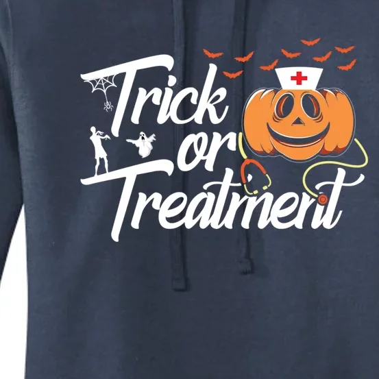 Trick Or Treatt Funny Medical Personnel Halloween Nurse Gift Women's Pullover Hoodie