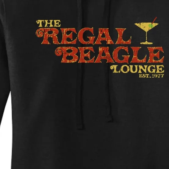 The Regal Beagle Lounge 1977 Women's Pullover Hoodie