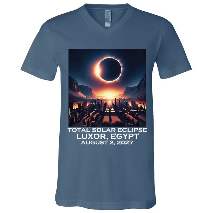 Total Solar Eclipse Luxor Egypt 2027 Ancient Pharaohs V-Neck T-Shirt