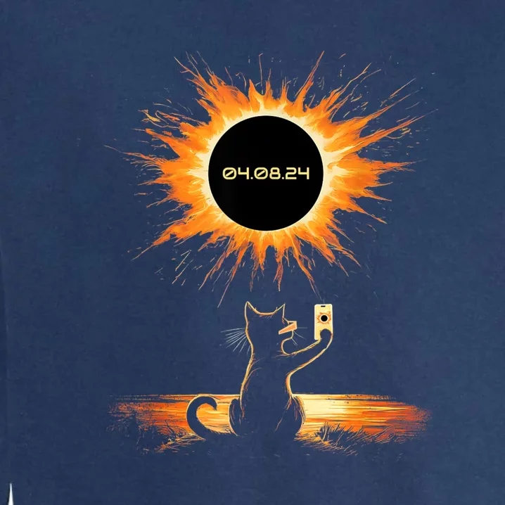 Total Solar Eclipse 2024 April 8 Cat America Totality Garment-Dyed Sweatshirt