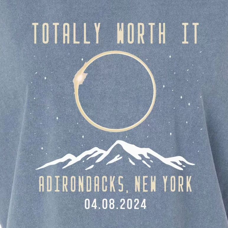 Total Solar Eclipse Adirondacks New York 2024 Garment-Dyed Women's Muscle Tee