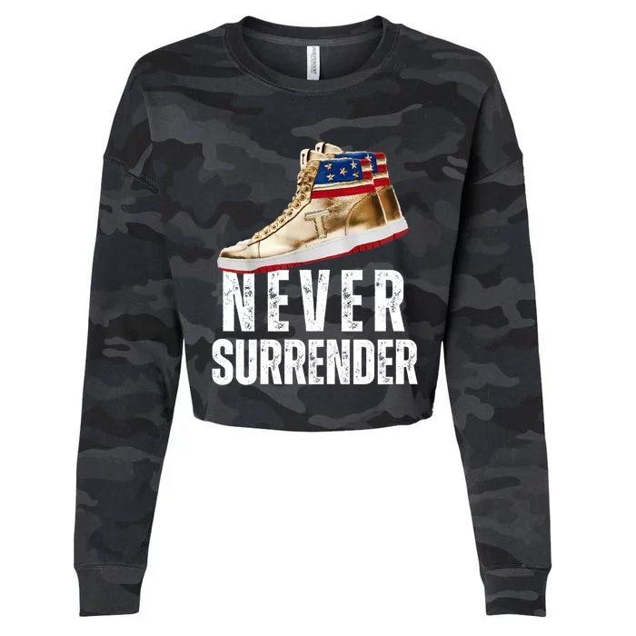 Trump Sneakers Never Surrender Pro Trump Sneakers Cropped Pullover Crew