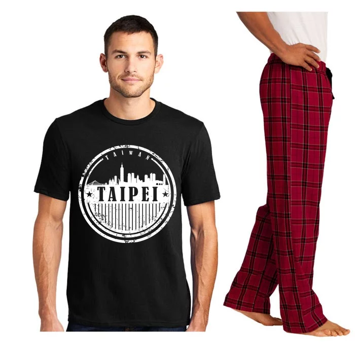 Taipei Taiwan Retro Grunge City Skyline Graphic Gift Pajama Set