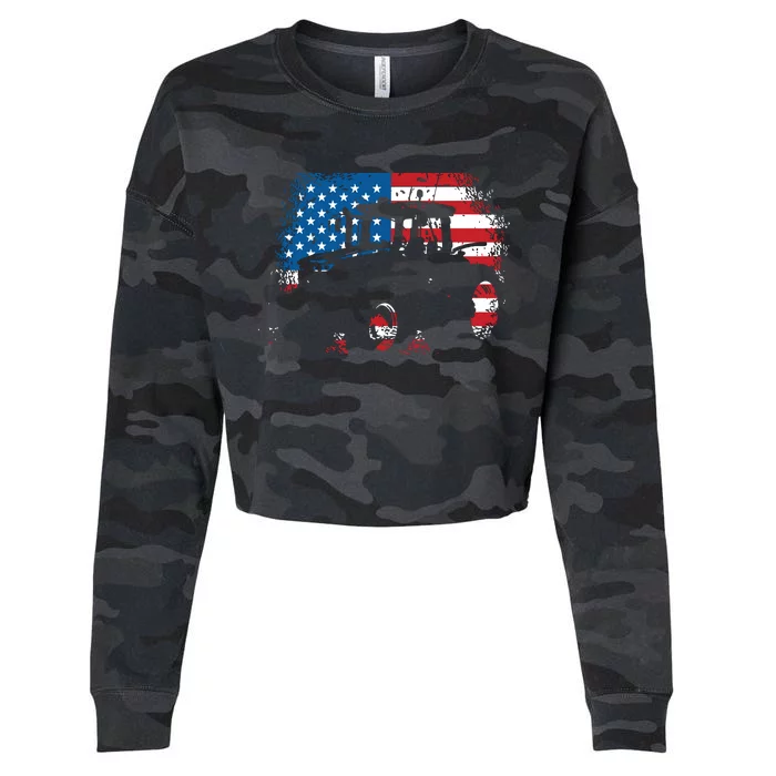 Tractor USA Flag Design For Patriotic Farmer Cropped Pullover Crew