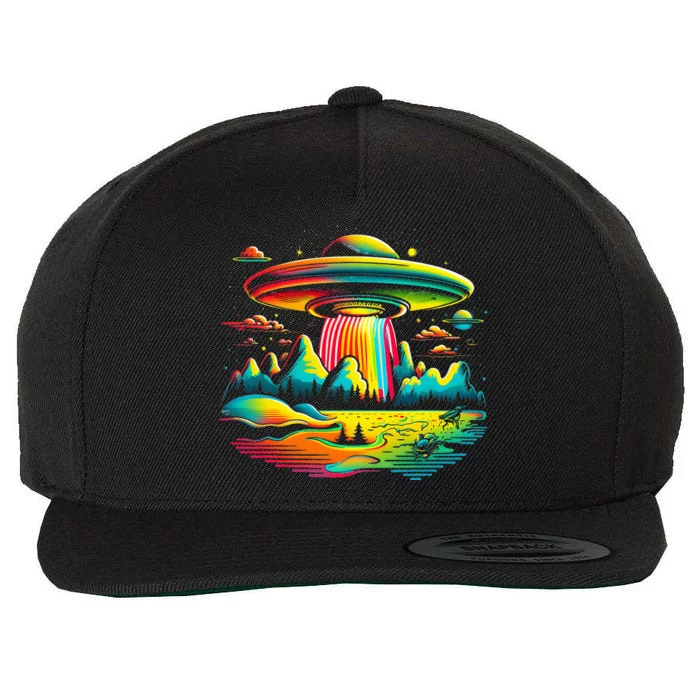 UFO Alien Retro Bright Mountain Lake Camping Visitor Wool Snapback Cap